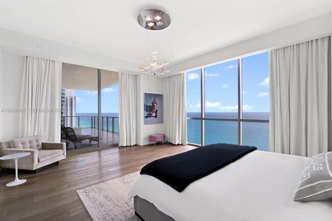 Building Photo - 17749 Collins Ave