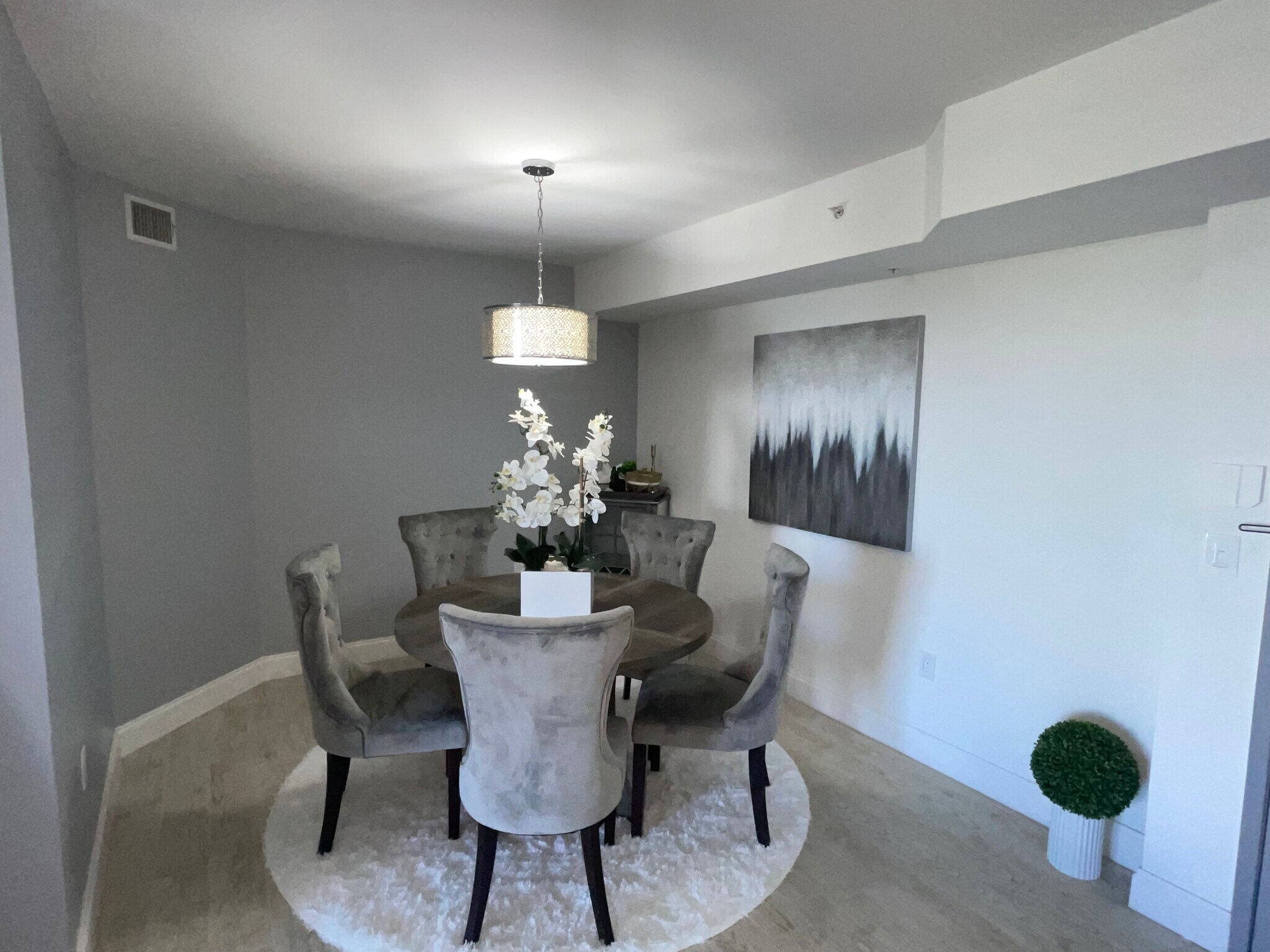 Building Photo - 3594 S Ocean Blvd