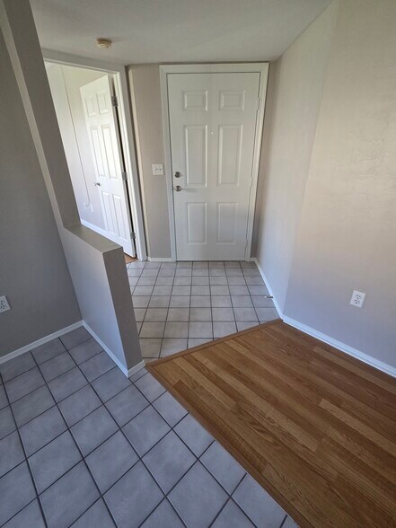 Building Photo - 232 Pebble Beach Blvd