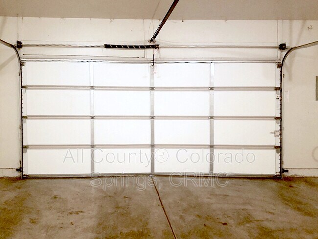 Building Photo - 134 Miramar Dr