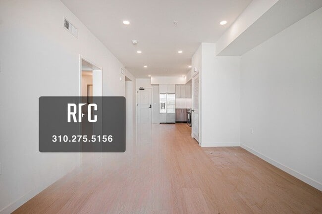 Building Photo - Welcome to the Gramercy