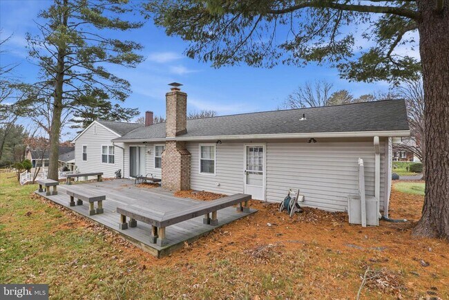 Building Photo - 14017 Broomall Ln