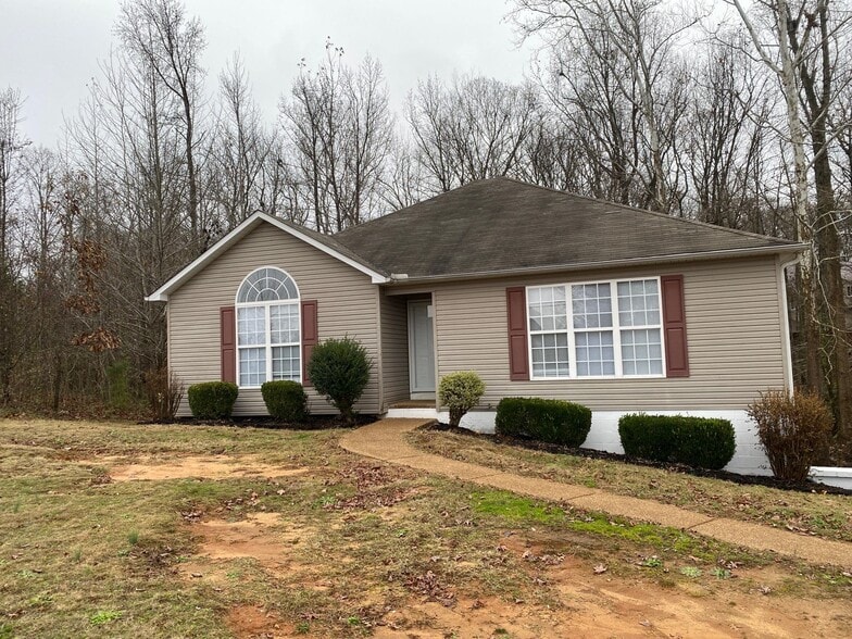 Primary Photo - 68 Old Oak Cir