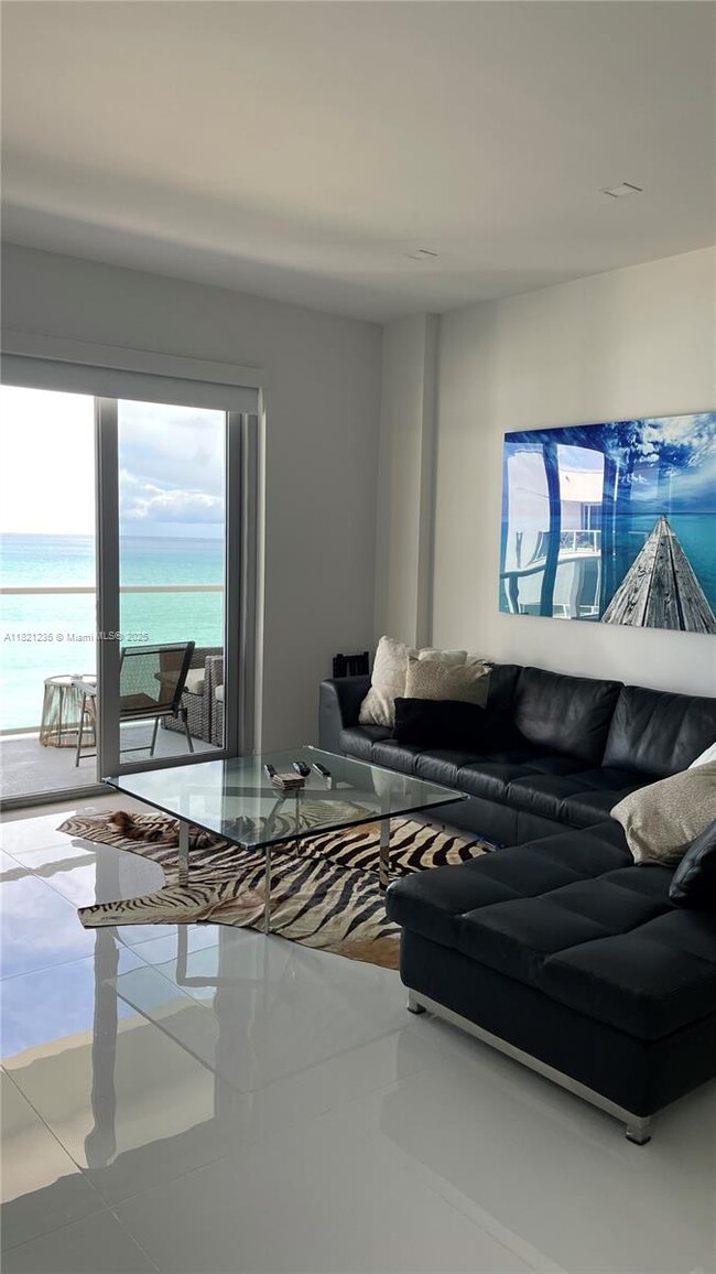 Building Photo - 5701 Collins Ave