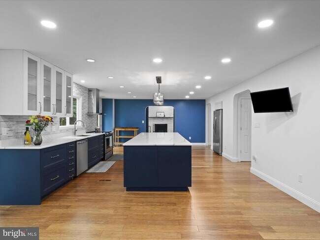 Building Photo - 1012 Richmond Dr