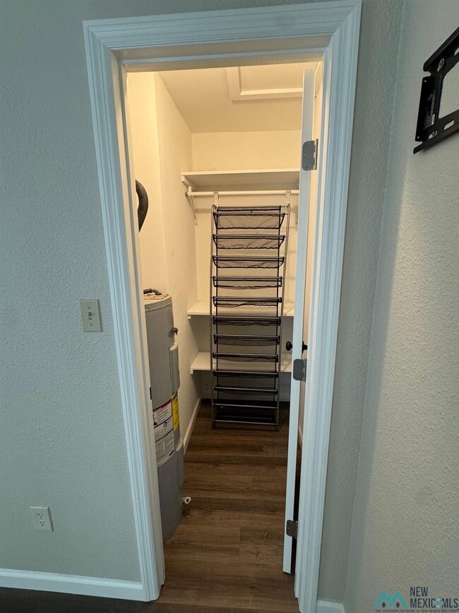 Building Photo - 206 S 8th St