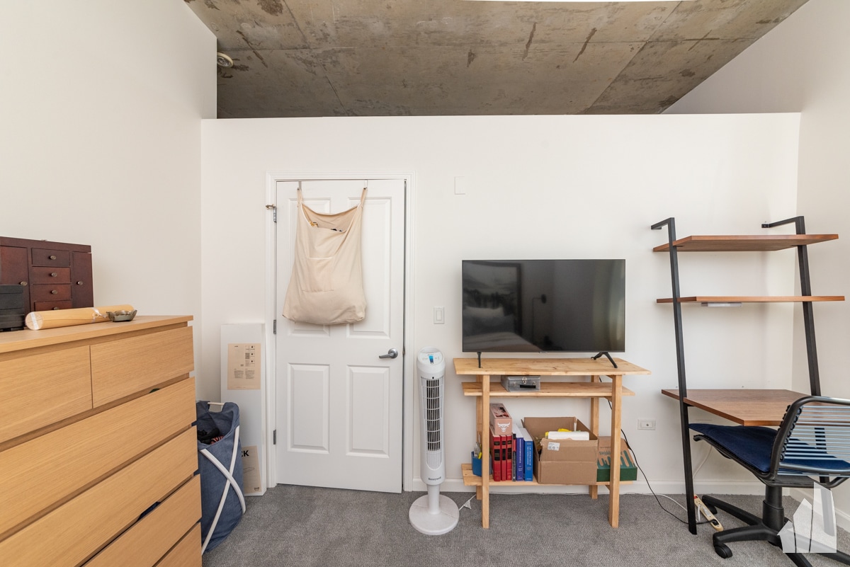 Building Photo - 1464 S Michigan Ave