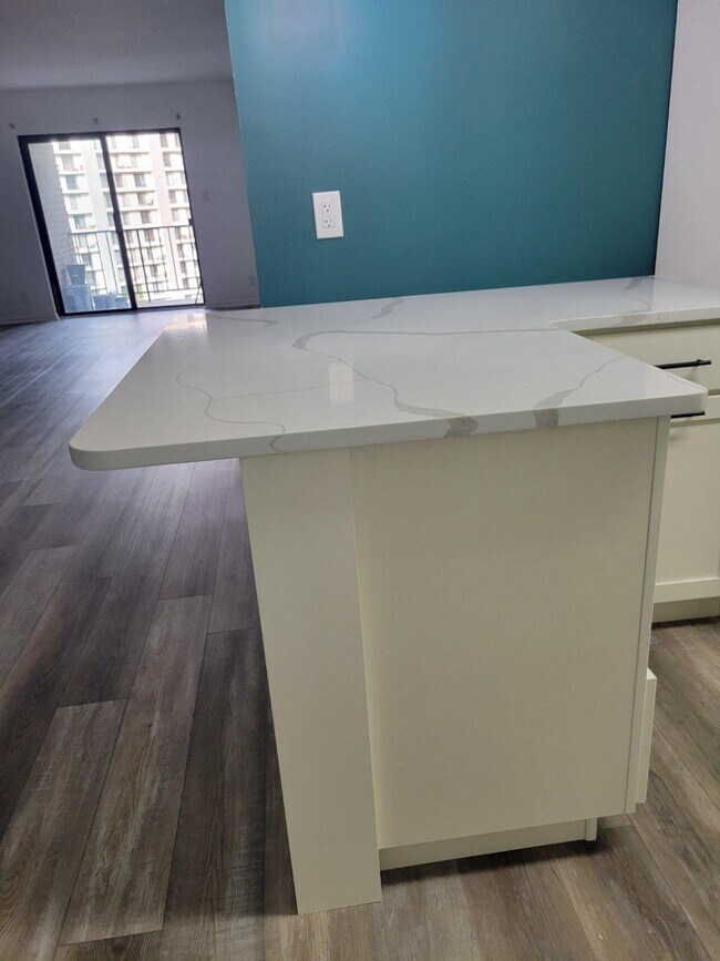 Building Photo - 20722 Valley Forge Cir