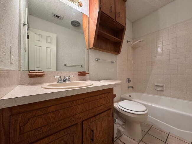 Building Photo - 3-Bedroom Apartment for Rent in Killeen