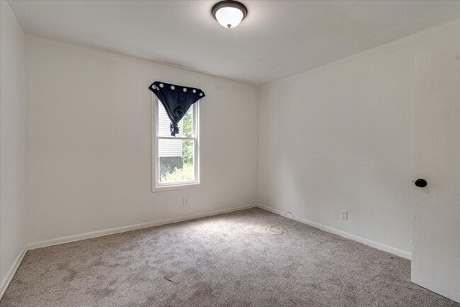 Building Photo - Charming 2-Bedroom Home in Chattanooga  – ...