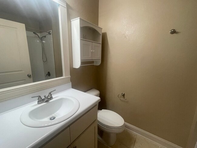 Building Photo - 18 N Sand Palm Rd