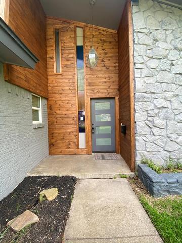 Building Photo - 13105 Mitchwin Rd