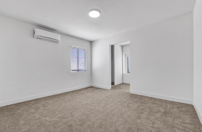 Building Photo - 2627 San Marino St