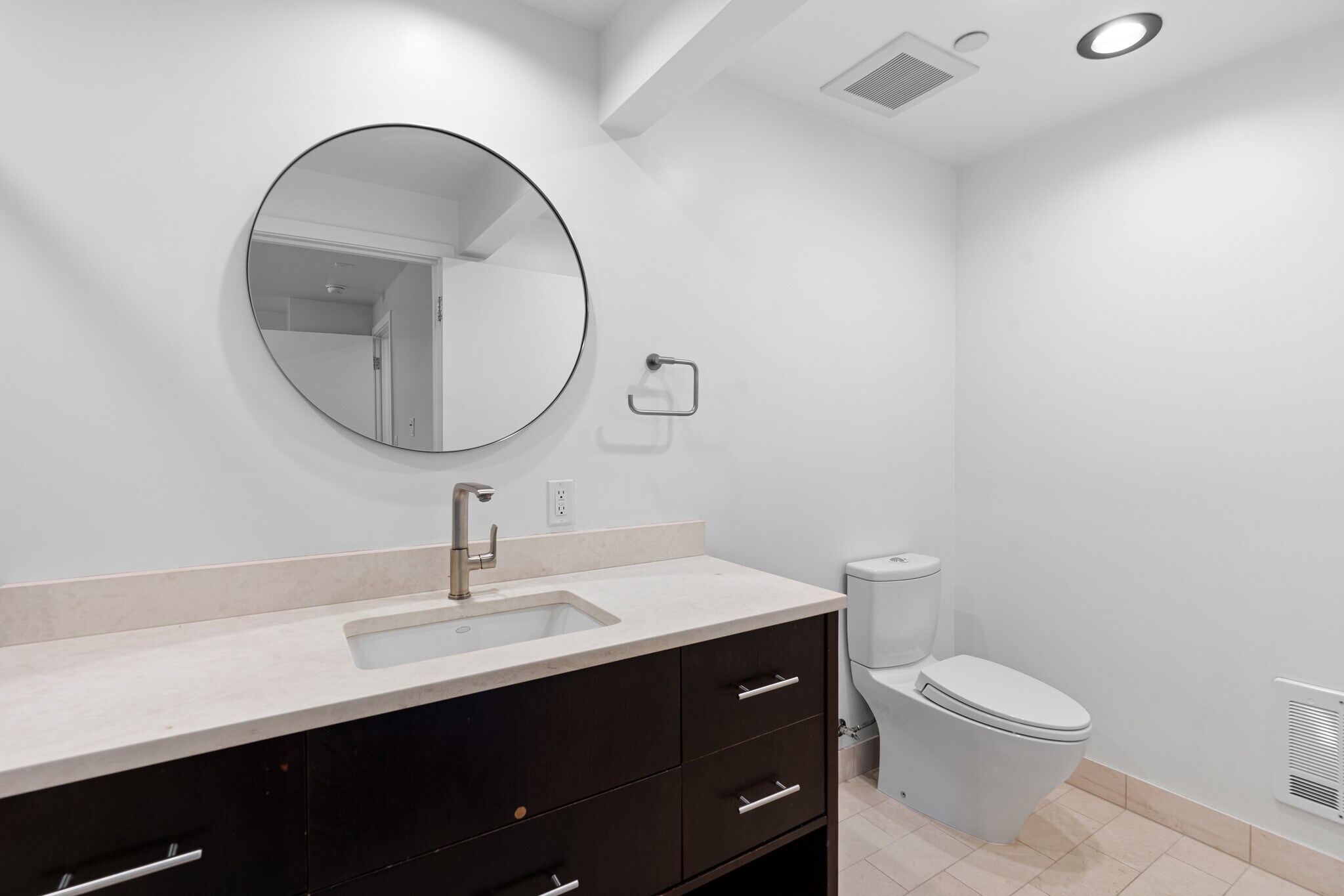 2nd Bdrm bath - 2731 Boylston Ave E