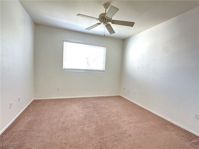 Building Photo - 2325 Windmill Pkwy