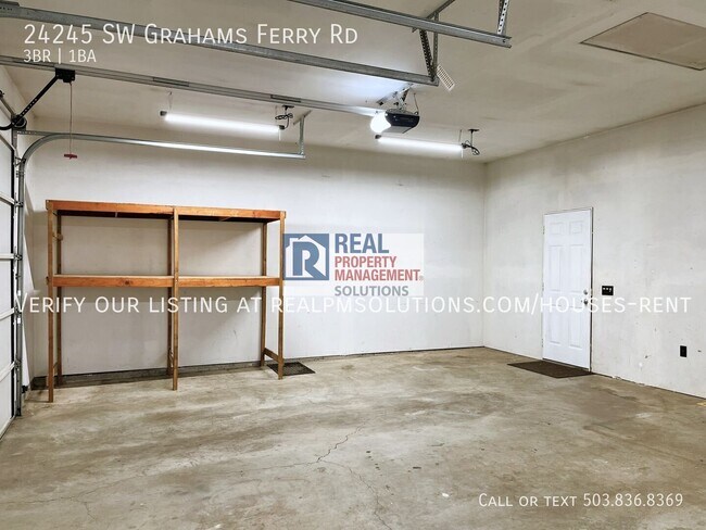 Building Photo - 24245 SW Grahams Ferry Rd