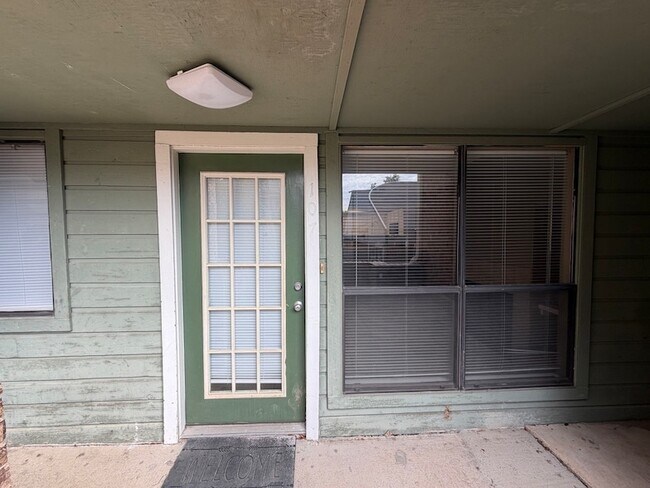 Building Photo - 6108 Abrams Rd