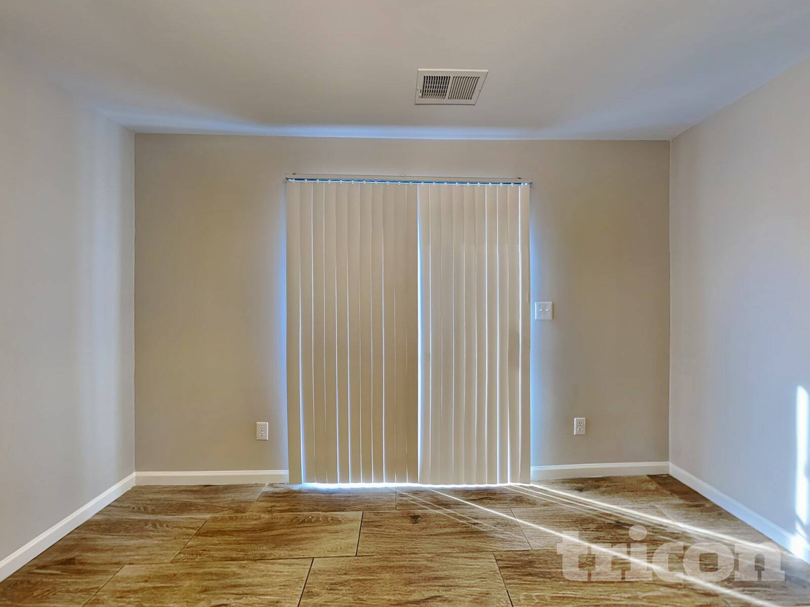 Building Photo - 8144 Rosberg Ln
