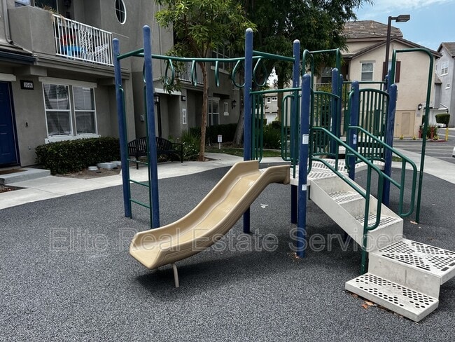 Building Photo - 1563 Hackberry Pl
