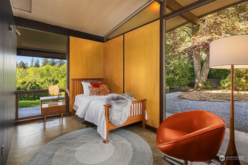 Building Photo - 14407 SE 55th St