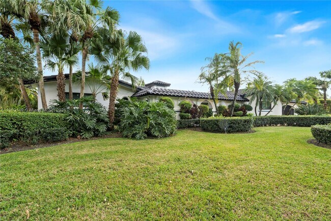 Building Photo - 5820 Palm Tree Rd