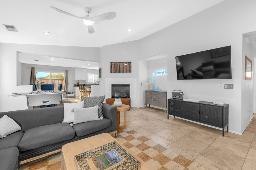Building Photo - 83157 Todos Santos Ave
