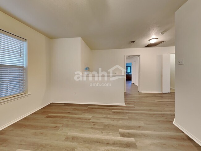 Building Photo - 14129 Cedar Post Dr