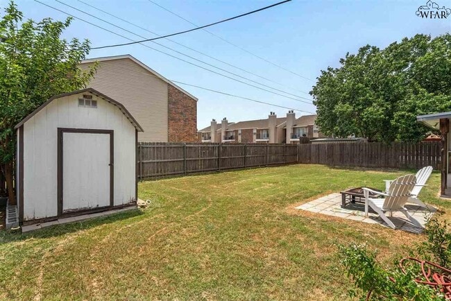 Building Photo - 5607 Briargrove Dr