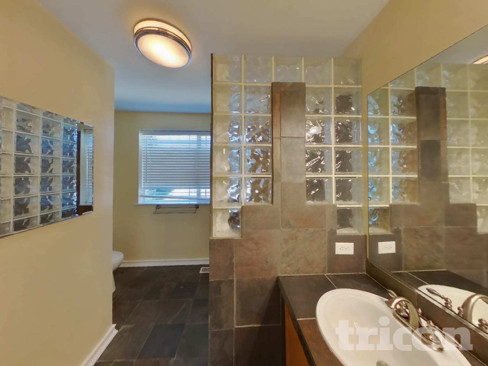 Building Photo - 14628 81st Ave E