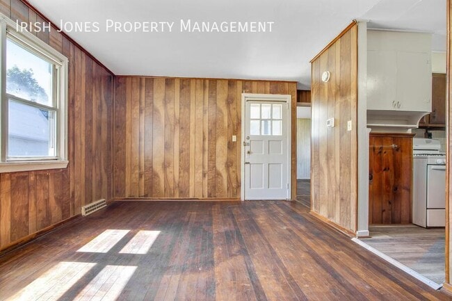 Building Photo - 1 Idlebrook Dr