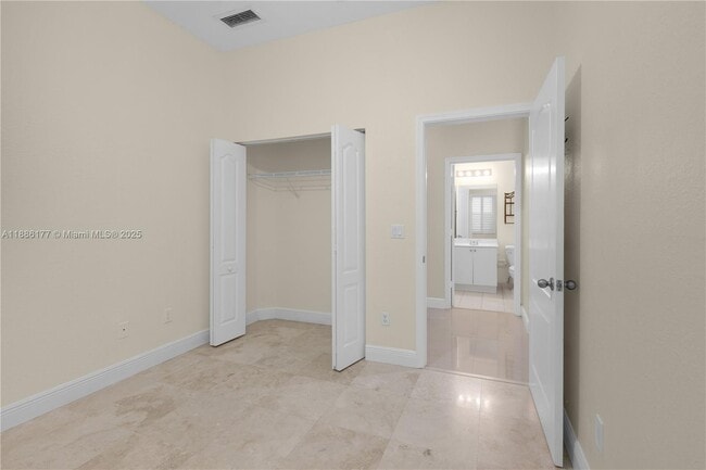 Building Photo - 4108 NE 22nd St