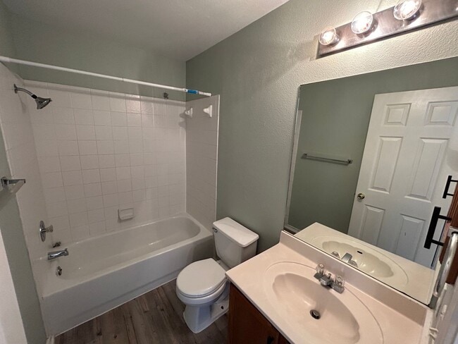 Building Photo - *COMING SOON* Charming Two-Story Home in Stone Oak With Fenced Backyard!