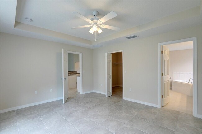 Building Photo - 426 Lanfair Ave