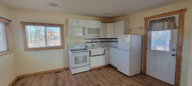 Building Photo - 1 Bedroom Home Near Downtown Florence