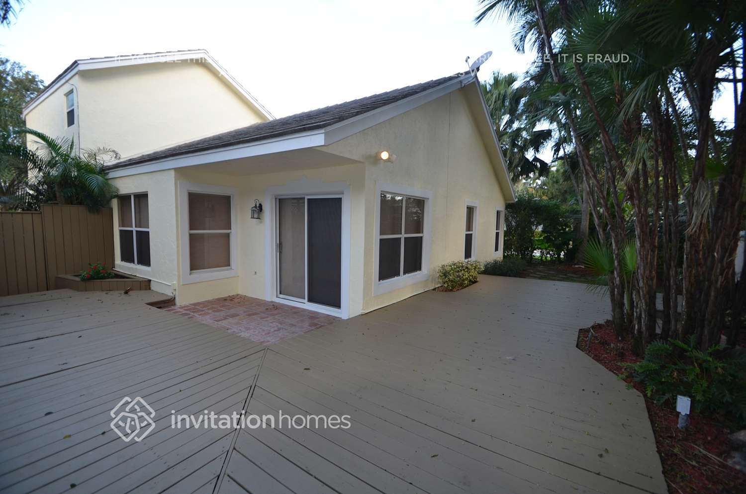 Building Photo - 2990 Myrtle Oak Cir