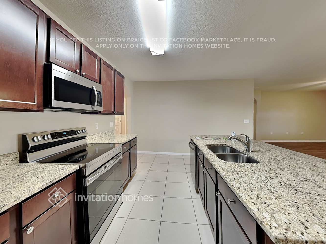Building Photo - 14931 Flowing Gold Dr
