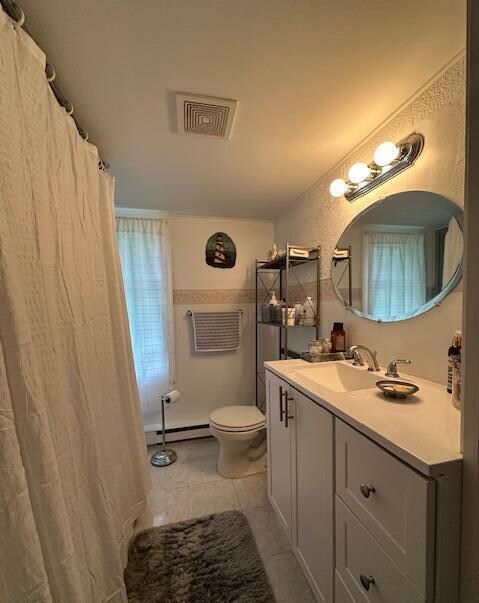 Building Photo - 456 Fern St