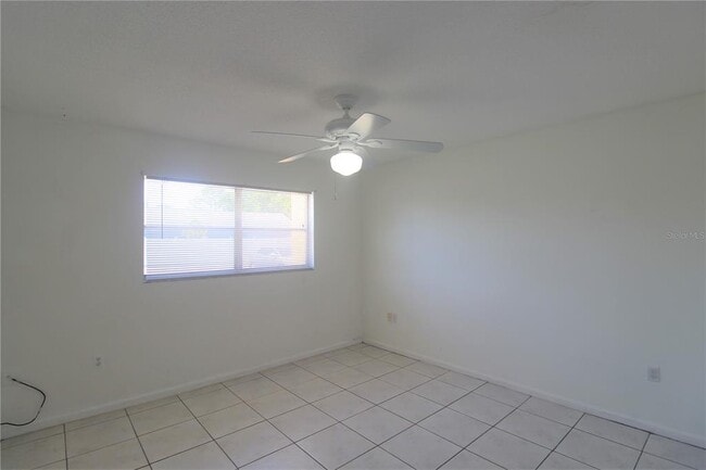 Building Photo - 5509 Fountain Lake Cir