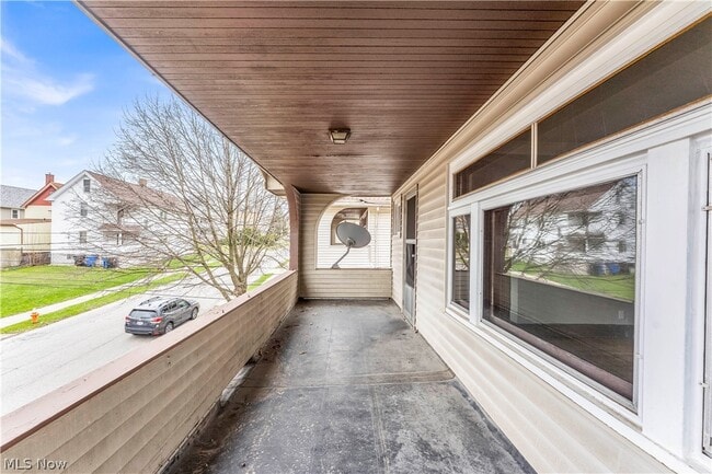 Building Photo - 4388 W 47th St