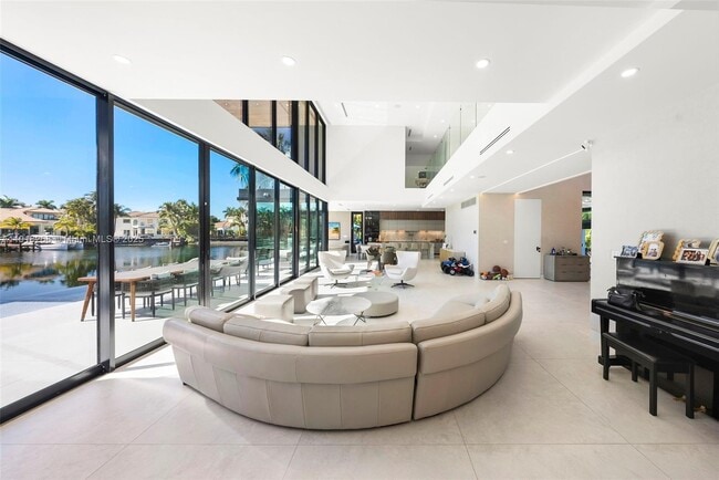 Building Photo - 1102 Washington St