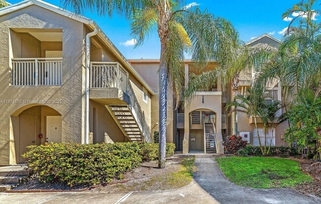 Primary Photo - 1760 Palm Cove Blvd