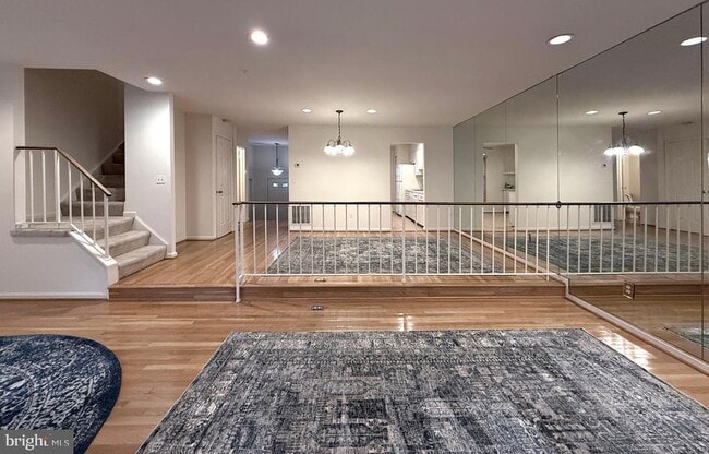 Building Photo - 7136 Swansong Wy