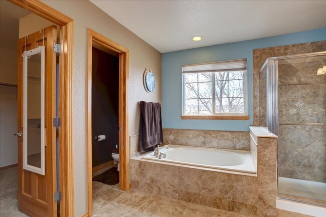 Building Photo - Stunning Longmont Home with Professional Finishes & Exceptional Privacy