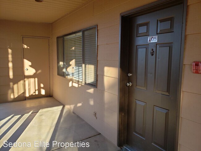Building Photo - 120 E Cortez Dr