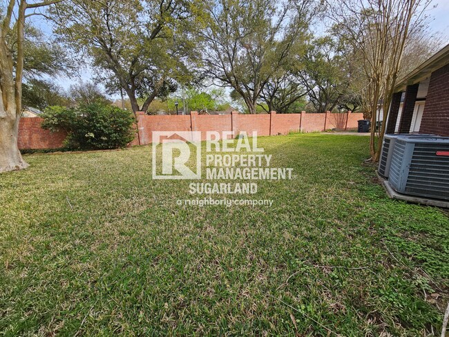 Building Photo - Elegant Living & Modern Comfort in Lexington Creek