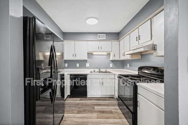 Building Photo - 9119 Spyglass Pl