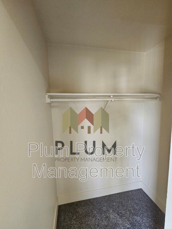 Building Photo - 5602 Bridger Ct