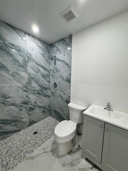 Building Photo - 11000 SW 47th Terrace