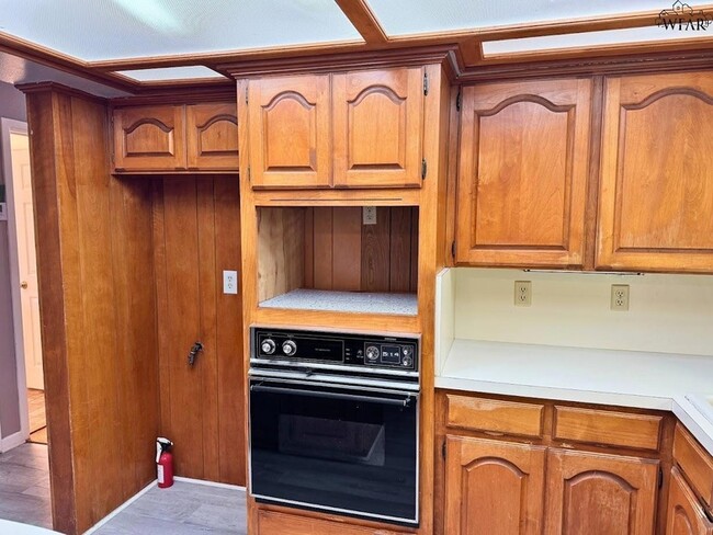 Building Photo - 4503 McCrory Ave