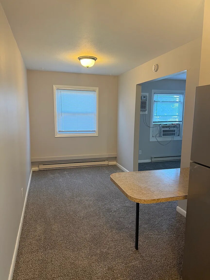 Building Photo - 5125 Marshall Dr